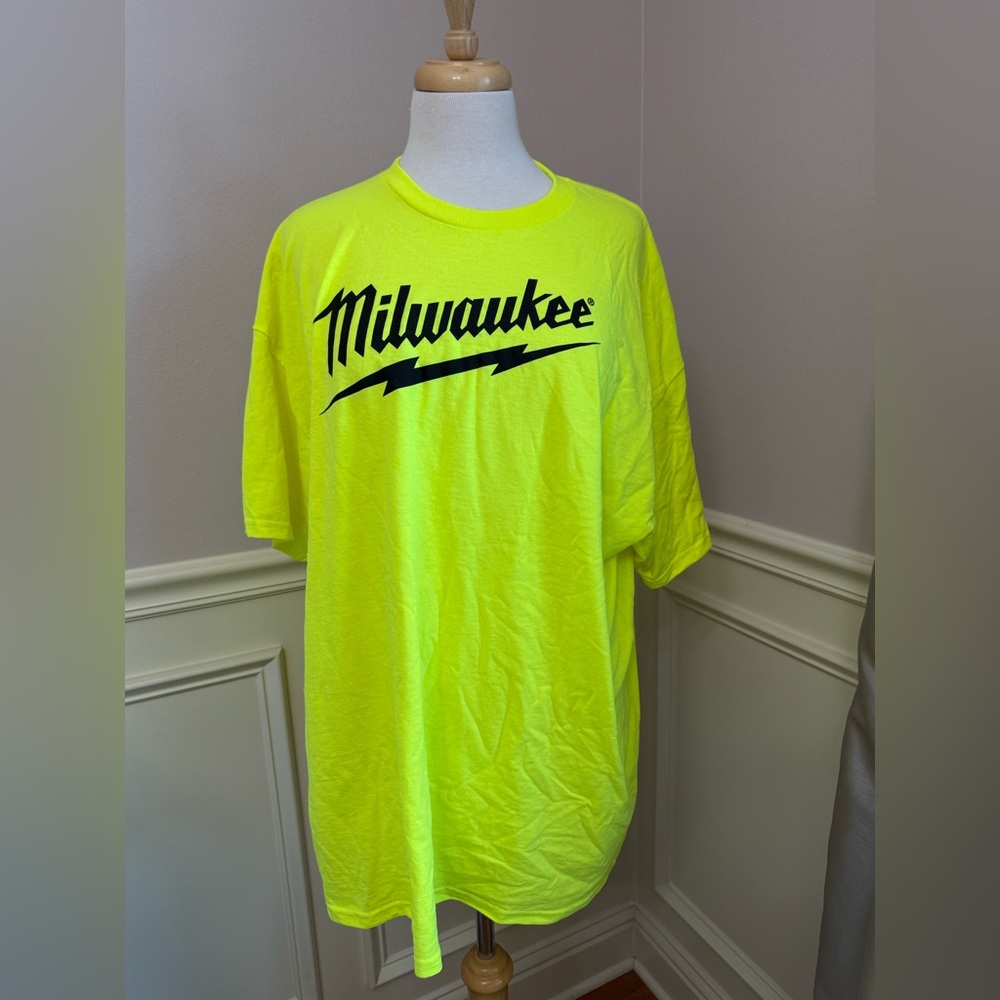 Gildan Neon Yellow Milwaukee Logo Short Sleeve Tee - Men